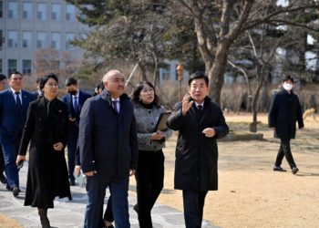 Төрага Нурланбек Шакиев Корея Республикасынын Улуттук ассамблеясынын төрагасы менен жолугушту