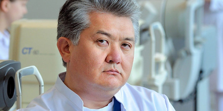 Бишкек шаардык соту: «Алмазбек Исманкулов үй камагына чыккан жок»