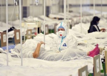 Кыргызстанда коронавируска чалдыккан 7 адамдын бешөөсү ооруканада