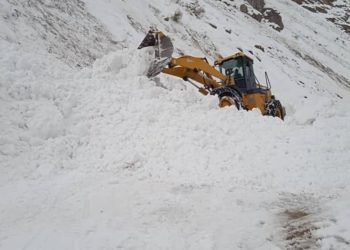 Бишкек-Ош жолунда кар көчкү түштү