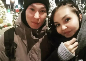 «Көз тиет деп сүрөт жарыялабайт элең». Каза болгон казак музыкантынын жубайы пост жазды