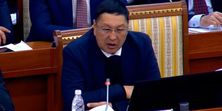 ӨКМ башчысы: «Түркияда акыркы тирүү алып чыккан адамдар жашоо менен өлүмдүн ортосунда болуп калышыптыр»