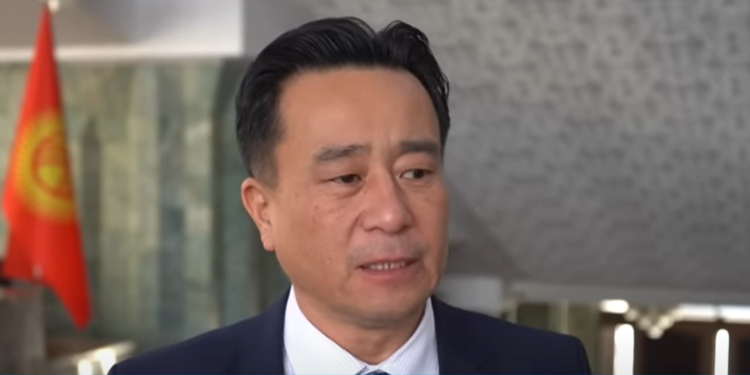 Депутат Абдалиев: «Бакиевдин Кыргызстанга келишин эл чечет»