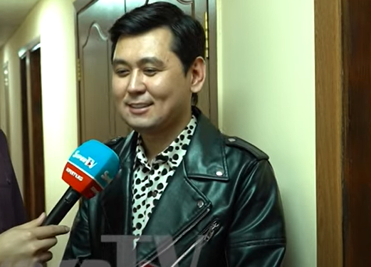 Нурлан Насип эшигине белгисиз нерсени чачып кеткен аял тууралуу айтып берди