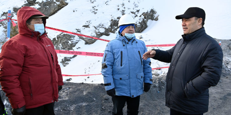 Садыр Жапаров «Кумтөрдөн» алтын эмес, акча уурдалганын айтты