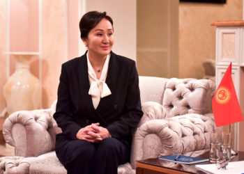 Айгүл Жапарова Кыргызстан Орусия менен болгон мамилени жогору баалайт деди