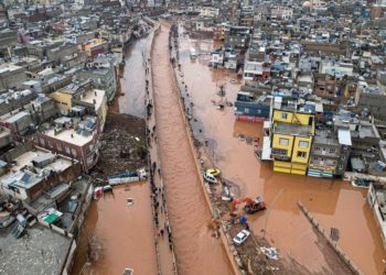 Түркиядагы селден каза болгондордун саны 14кө жетти. Дайынсыз болуп жаткандар бар