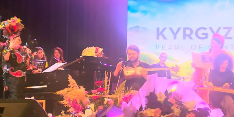 Азербайжан ырчысы Эльза Сейджахан «Кыргыз жери» чыгармасын аткарды