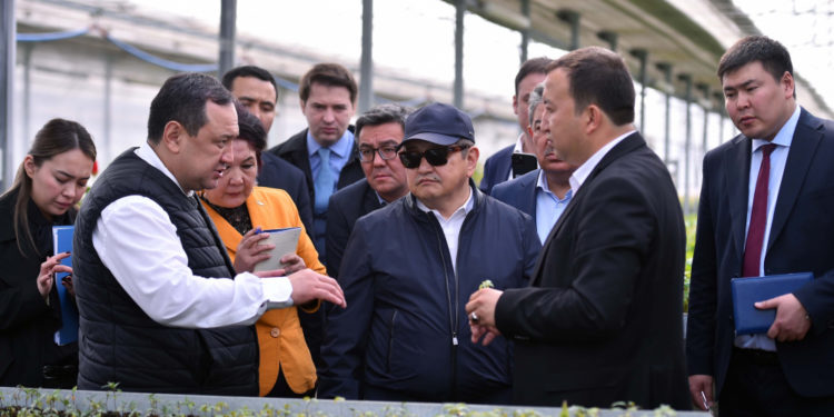 Акылбек Жапаровдун Өзбекстанга болгон жумуш сапары аяктады