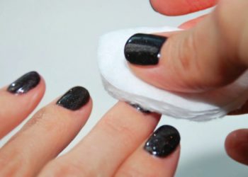 Жасалма кирпик, лакталган тырмак менен орозо кармаса болобу?