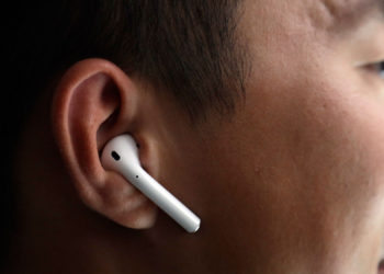 ДССУ: «Дүйнө жүзү боюнча 1,1 миллиарддан ашуун жаштар кулакчындын айынан укпай калышы мүмкүн»