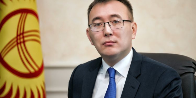 Толкунбек Абдыгулов сунуштун негизинде кызматынан бошотулду