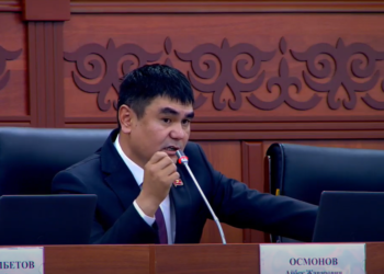 Депутат Осмонов: «Ош шаарынын бюджетин колдоого 1 миллиард сом качан бөлүнөт?»