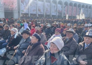 Нооруз: «Ала-Тоо» аянтындагы майрамдык атмосфера (сүрөттөр)