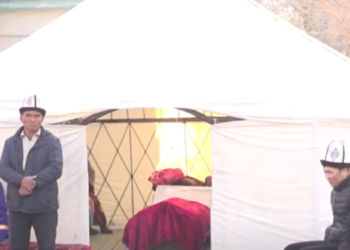 Сузакта сабалып, көз жумган окуучу. Шектүүлөр 1 айга камакта калтырылды