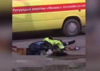 Бишкекте айдоочу жөө кишини сүзүп кеткен. Ал ошол жерде мүрт кетти