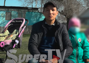 «Кыздарым «коңшу балдар жеп жүргөндөй нерселерди алып берчи» деп суранат. Ага менин акчам жок» дейт 4 майыпты баккан ата