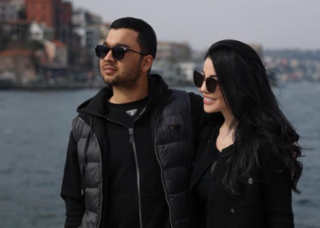 Ырчы Шахзода уулдары менен түшкөн сүрөттөрүн жарыялады