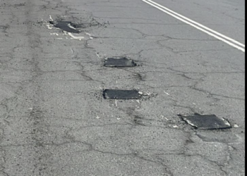 Бишкекте жаз келип, жол жамамай башталды (сүрөт)