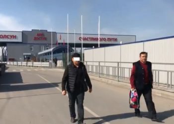 2 Өзбек жараны кыргызстандыкты уурдап кетип, 5 ай барымтада кармаган (видео)