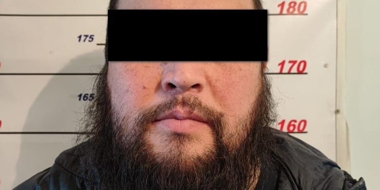 Ысык-Көлдө жаранга бычак такап, малын жүктөп кеткен шектүү кармалды