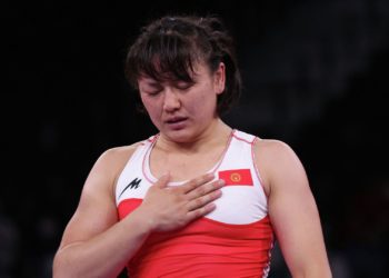 Мээрим Жуманазарова «калыстар адилетсиз чечим чыгарды» деген видеону бөлүштү