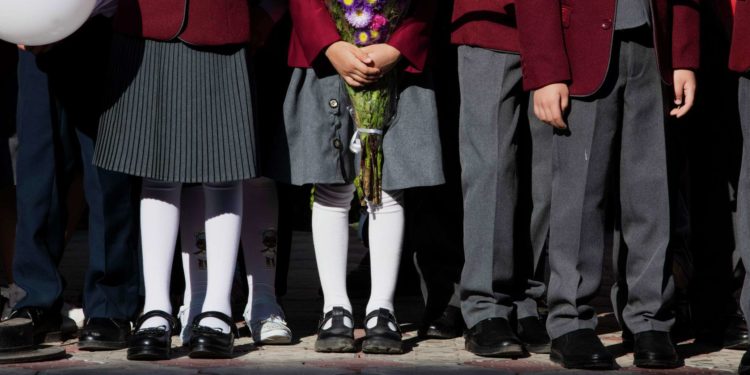 Министрлик: «Быйыл 1-класска 2016-жылы төрөлгөн балдар барат»