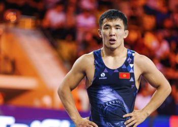 Жоламан Шаршенбеков Азия чемпиондугунун жарым финалына чыкты