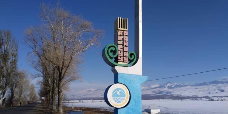 Ак-Суудагы психоневрологиялык ооруканада бейтаптын жансыз денеси 2 айдан ашык асылып турганы айтылды