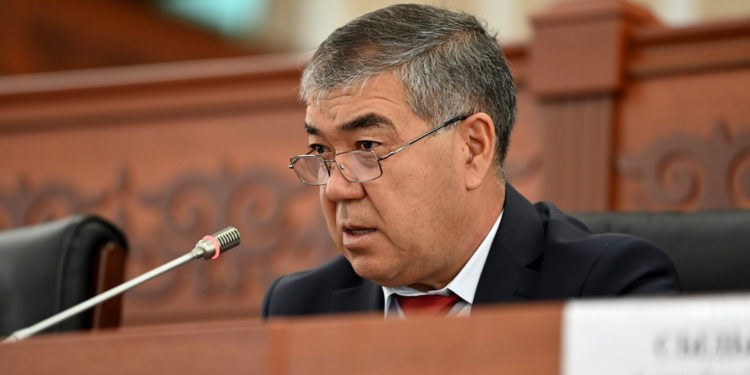 Бишкектин мэрин тааныбайсызбы? Депутаттан лайфхак