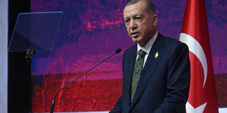 Эрдогандын миокард инфарктына кабылганын бийлик четке какты