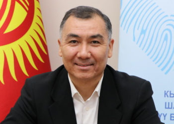 Равшан Жээнбеков Ленин шайлоо округу боюнча депутаттыкка ат салышат