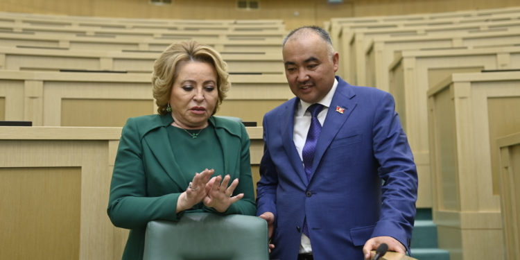 Төрага Нурланбек Шакиев Орусиянын Федерация Кеңешинин төрайымы менен жолугушту