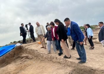 Депутаттар тарыхый Невакет, Суяб Ак-Бешим, Баласагун-Буранага барышты