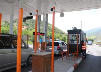 Министр Текебаев: «Видео байкоо орнотулуп, Сосновка постунда төлөм чогултуу 49 пайызга өстү»