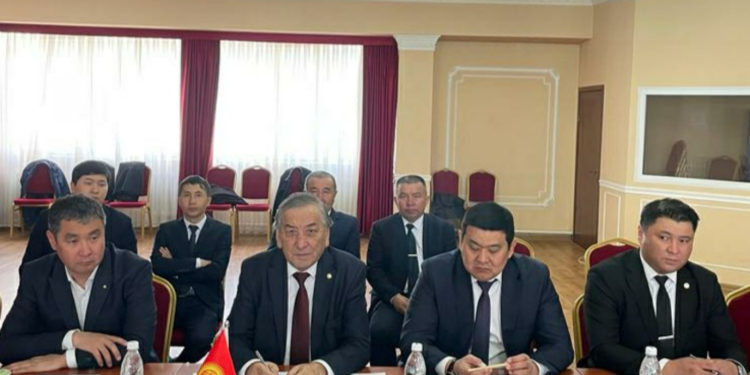 Бишкекте кыргыз-тажик чек арасы боюнча жолугушуулар өттү