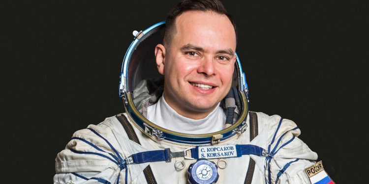 Космонавт Сергей Корсаков Бишкектеги мектебине барат