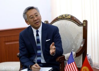 АКШнын мамкатчысынын жардамчысы Кыргызстан менен Тажикстанга келет