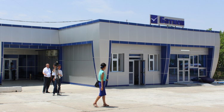 Депутат: «Баткенге авиабилеттин баасы 6 миң сомду түзөт»