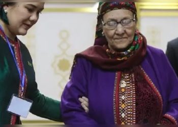 Түркмөнстандын мурдагы президенти Гурбангулы Бердымухамедовдун апасы каза болду