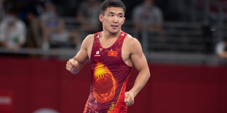 Азамат! Жоламан Шаршенбеков Азия чемпиондугунун финалына чыкты