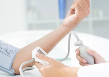 Эртең каалоочулар Бишкекте кан басым өлчөтүп, кеңеш алып, эмдөө жасатып кетсе болот