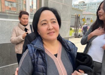 Клара Сооронкулова үй камагына чыгарылды