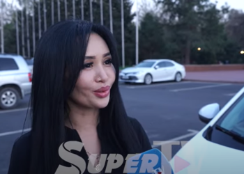 Унаалуу болгон ырчы Салтанат Шекенова: «Мурдатан эле унаа айдап жүргөндөй болуп жатам»