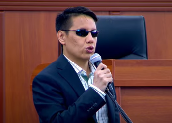 Дастан Бекешев: «Өлкөдө курулуш тармагында шылуундар өтө көп. Элдер жүдөп жүрүшөт»