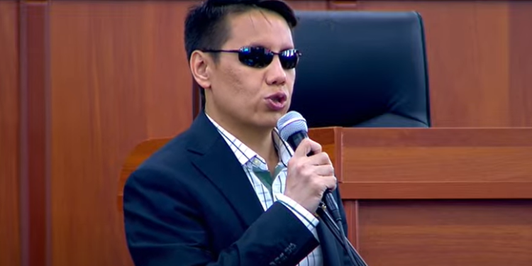 Дастан Бекешев: «Өлкөдө курулуш тармагында шылуундар өтө көп. Элдер жүдөп жүрүшөт»