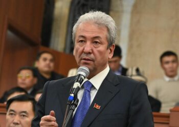 Башкы прокуратура Адахан Мадумаровду кылмыш жоопкерчилигине тартуу боюнча макулдук алуу үчүн Жогорку Кеңешке сунуш берди