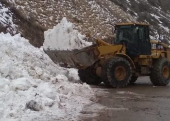Ат-Башы — Кында — Торугарт жолунда унаа бузулуп, 3 киши калып калган