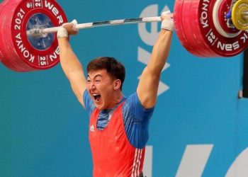 Эмил Молдодосов оор атлетика боюнча Азия чемпиондукта күмүш медаль жеңди