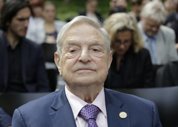 Америкалык миллиардер Жорж Сорос аны өлдү дегендерге жооп берди